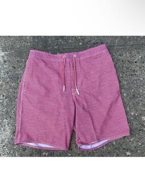Johnnie O Karratha Swim Trunks Mens M Red Blue Circular Geometric Board Shorts